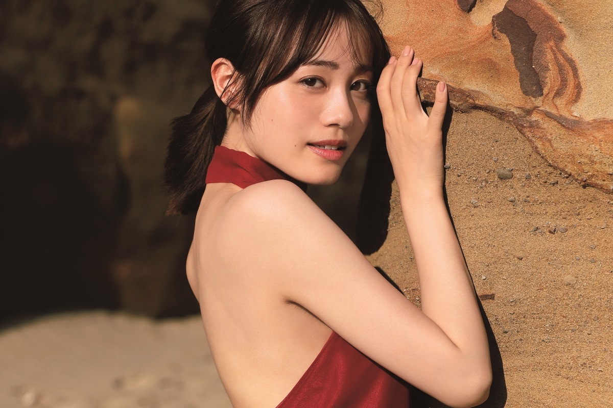 声優・伊藤美来が語る新写真集への思い「ゼロからのモノづくり見せたい」