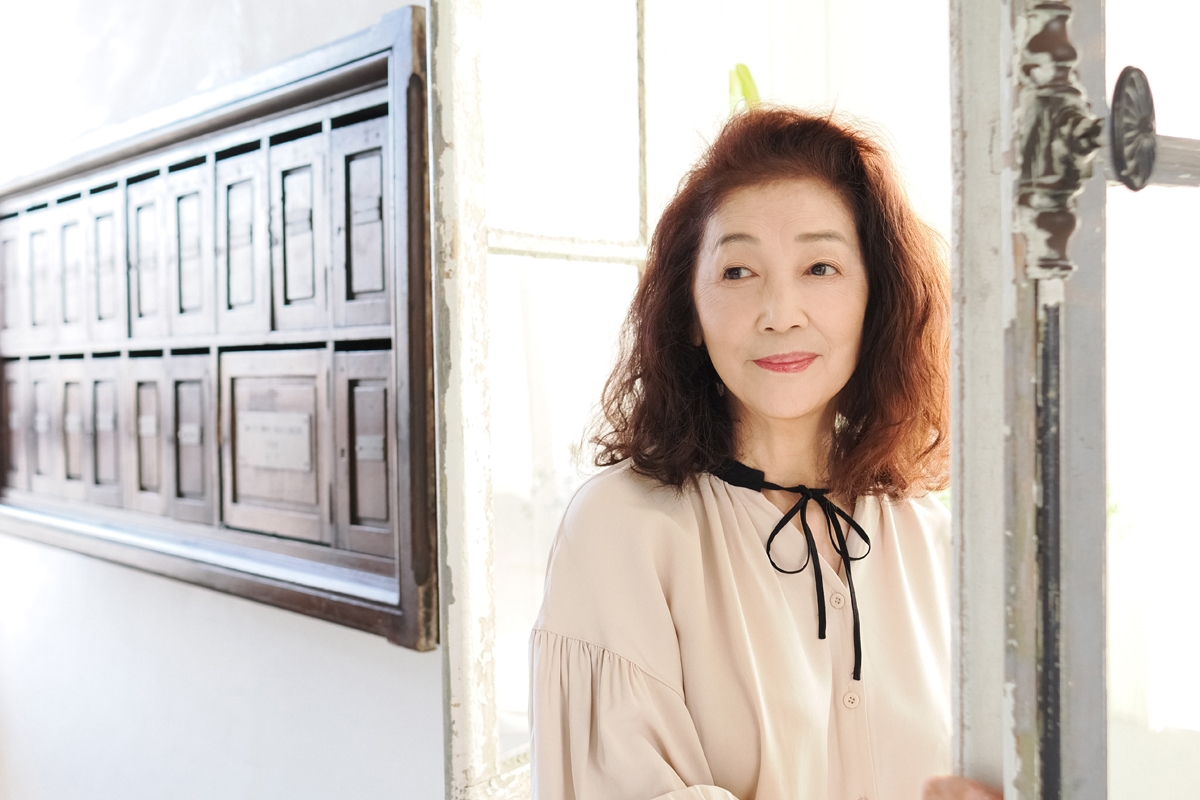 70歳でセクシーグラビア披露の児島美ゆき、未掲載カット特別公開「元気づけられたら」