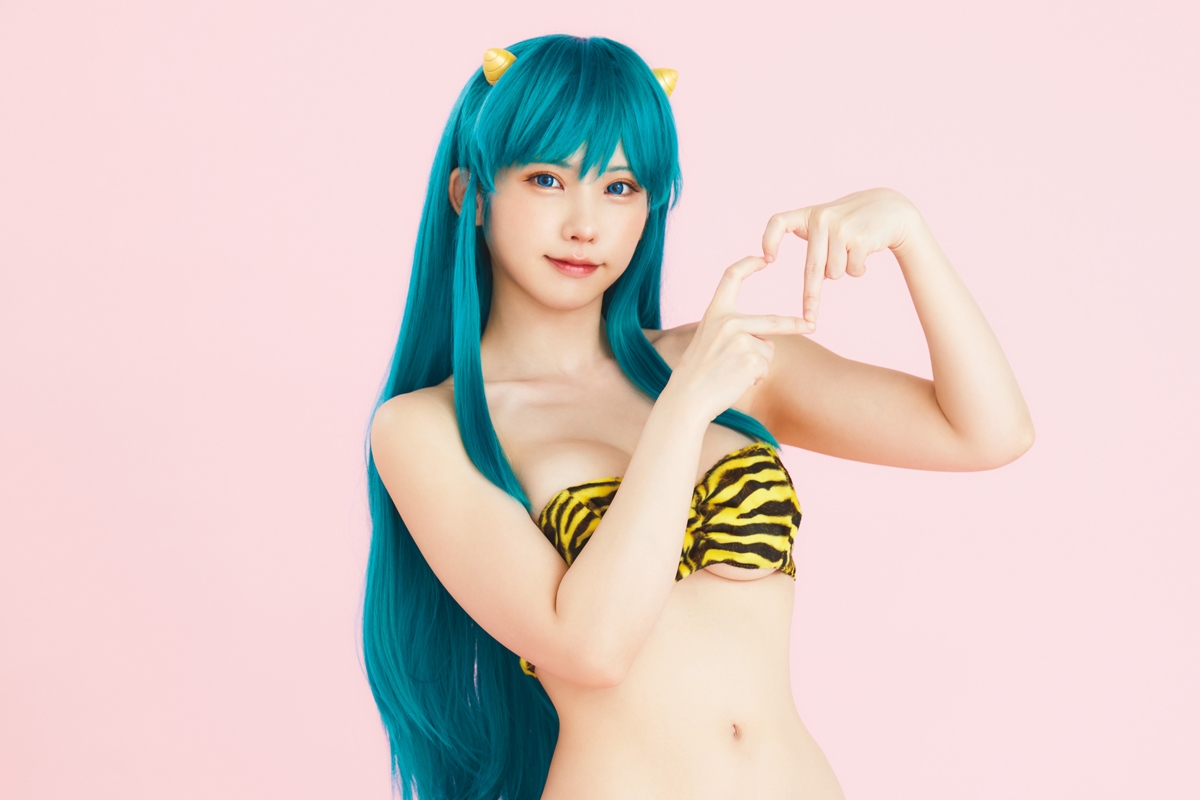 えなこ、ラムちゃんコスプレ披露！　高橋留美子作品の“コラボコスプレ写真集”発売