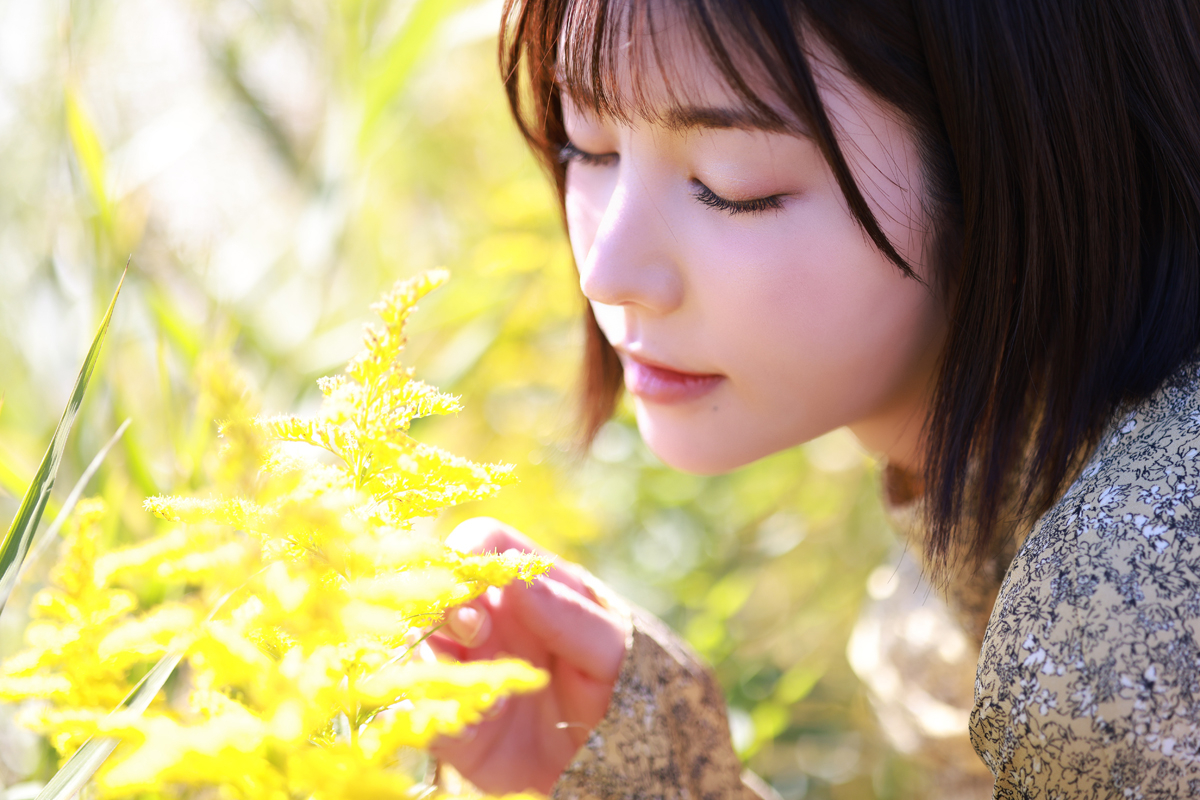 田中レモン　木漏れ日の中で…可憐な花の前で…魅せた美身「ほろ酸っぱ。」な笑顔