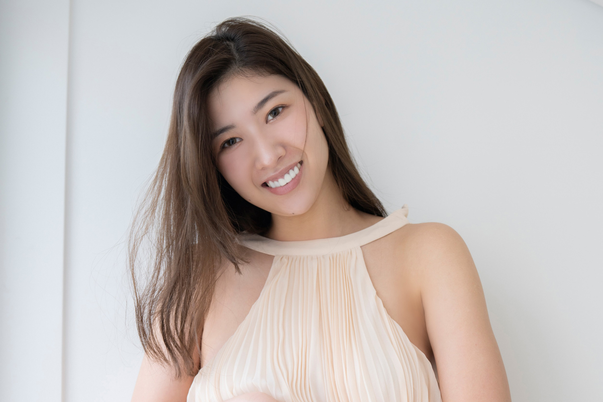 永富仁菜、鍛え上げられた砲丸ボディ撮「絶妙に割れていないお腹がかわいいなと思ってます」