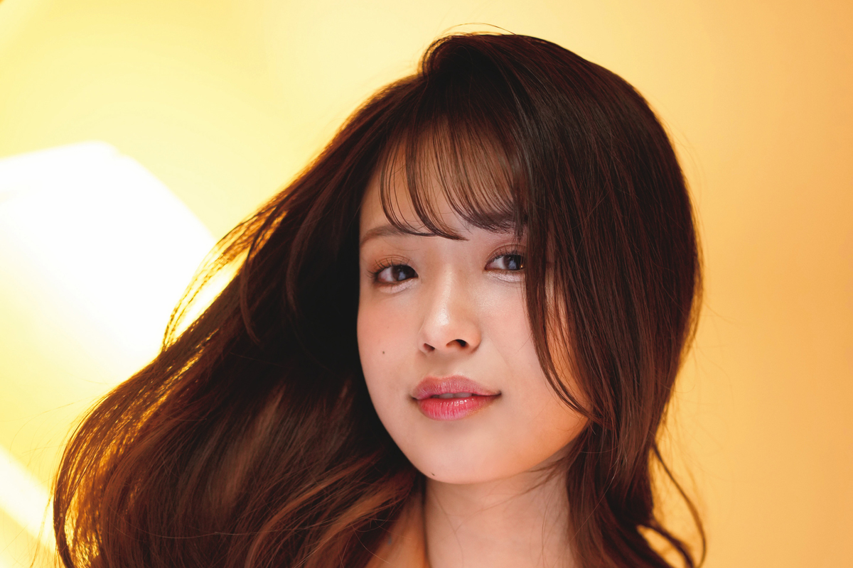 1月にデビューの長浜みつり「撮影が楽しくて笑いすぎちゃった」　不意の笑顔に引き込まれそう…初グラビア挑戦