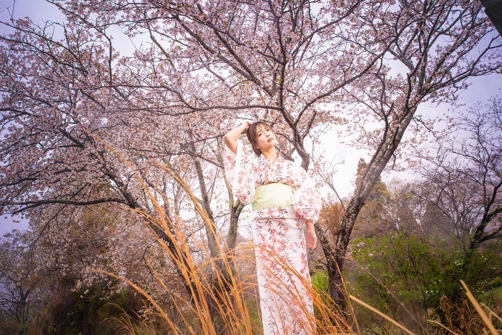 デビュー14年・紗倉まなを撮り下ろし！「味わえてよかったです」桜のもとで披露した“魅了し続ける身体”