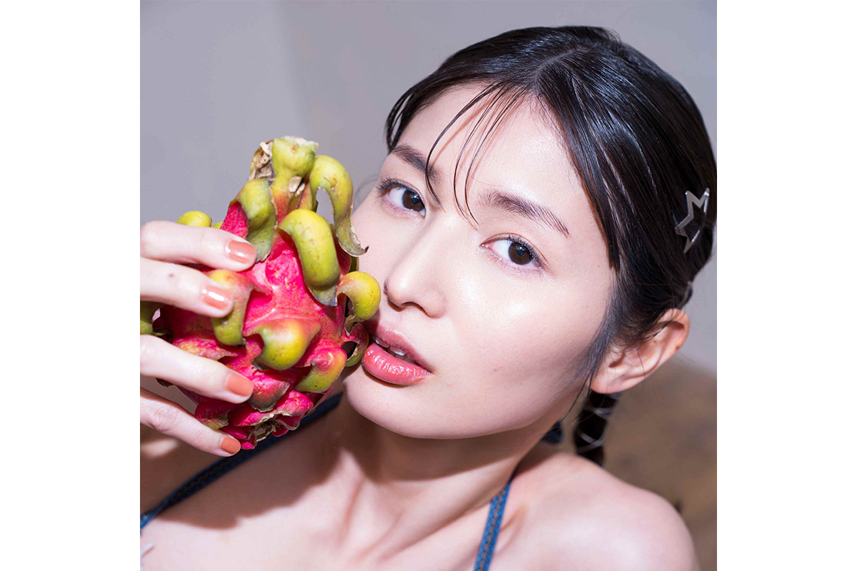 ツインテ×デニムビキニも！大島璃乃が夢を全部カタチにした写真集発売