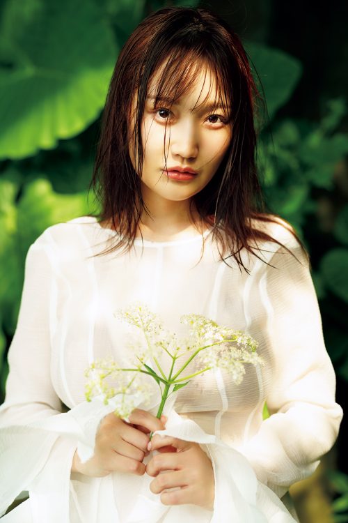 『世良ののか1st写真集 ののかっぷ。』(全112ページ、税込4180円)は全国書店にて発売中