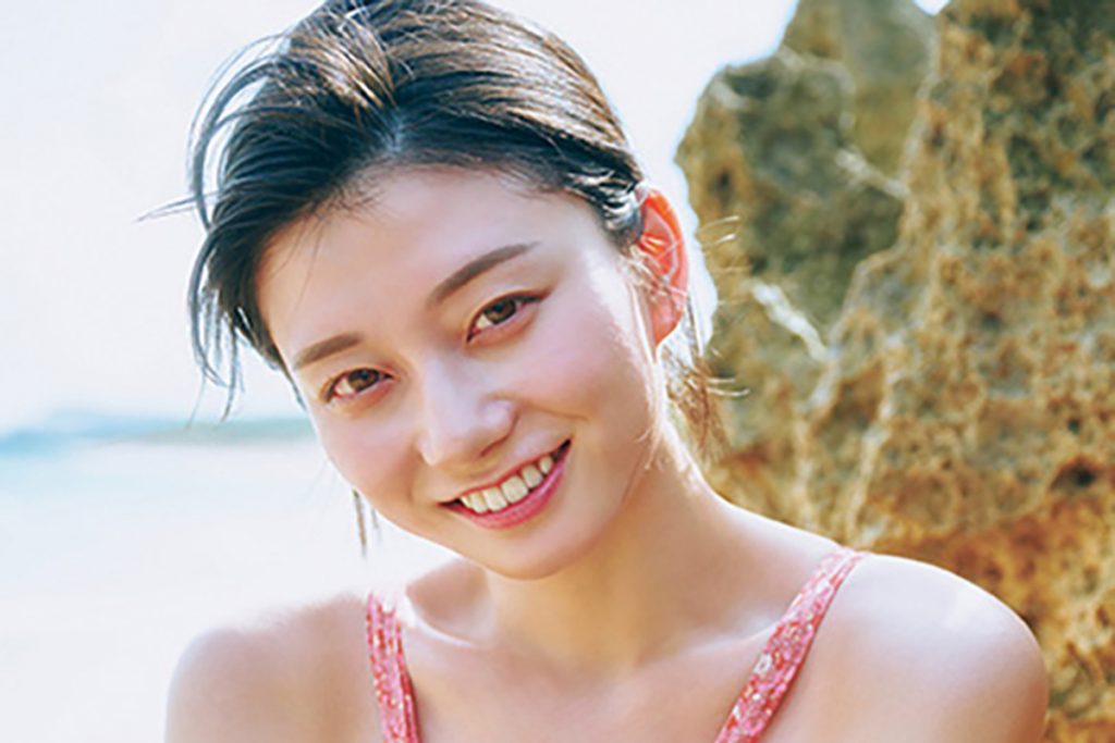 【デビュー1年の軌跡】“1000年に1人のJカップ”瀬戸環奈、「セトカン旋風」を写真で振り返る