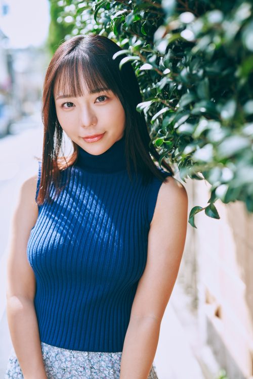 莉々はるか(りり・はるか)/2000年1月18日生まれ、東京都出身