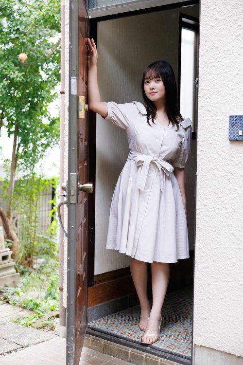 身長154cm、B100(Jカップ)・W60・H90