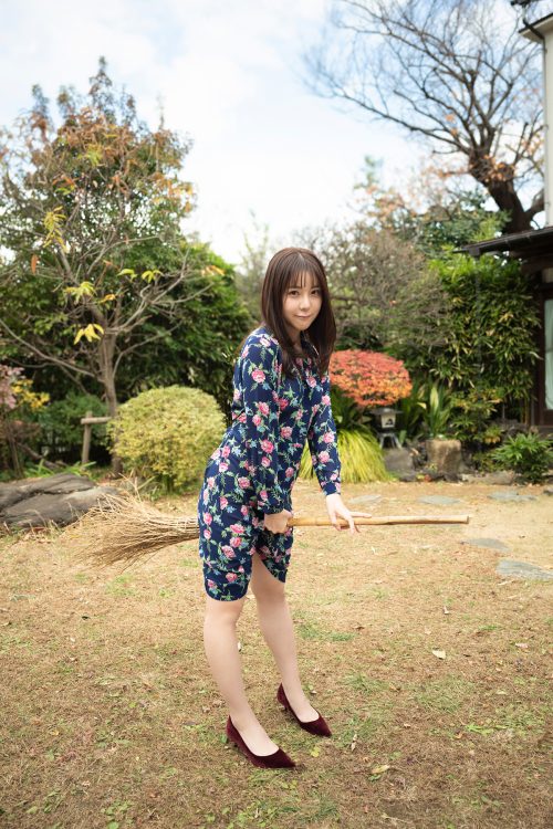 K-1 krushガール2025の他、ドラマ、映画、舞台で活躍中