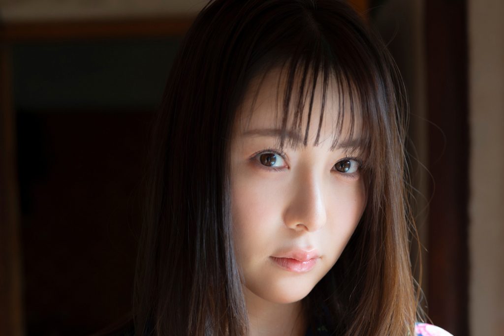 【こんなカノジョがいたら最高！】女優としても活躍する橘舞、少しレトロな雰囲気の“神グラビア”で美スタイル全開