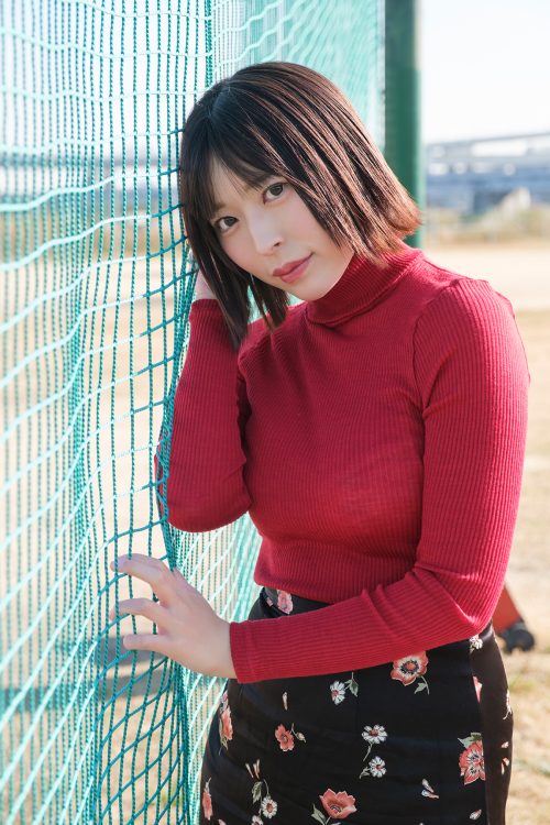 無修正のワキ写真をSNSに投稿し、万バズを連発する「ワキの人」としても有名