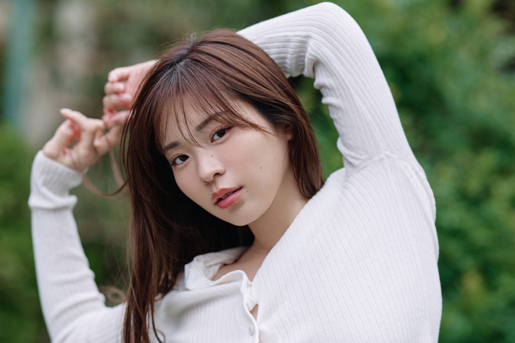 Gカップグラドルとして活動しながら、おばんざいBarをプロデュース！ 柚月美美が魅せる“とろける”極上ボディ
