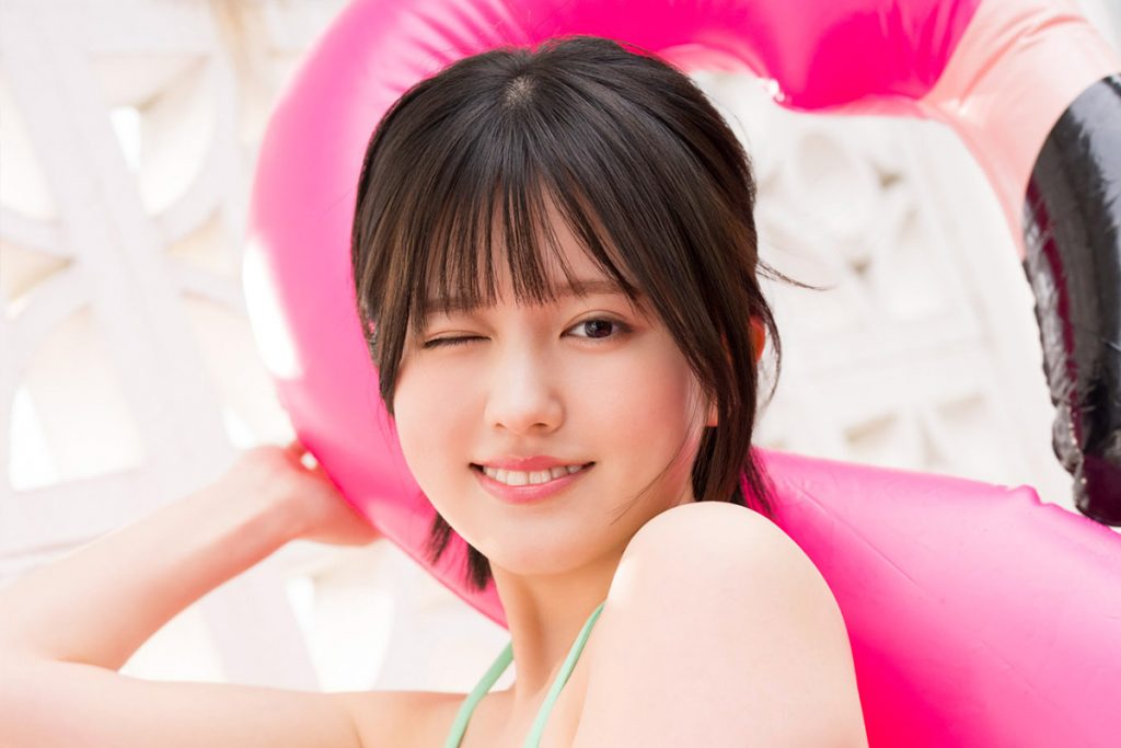 「キュートさと大人っぽさの融合」池田レイラ、純白ビキニからミントグリーンの水着まで──大自然と一体化した“進化形グラビア”で魅せる美ボディ