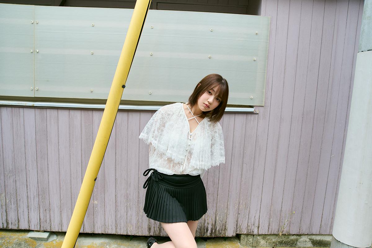 《フレッシュ撮り下ろし》「ミスマガジン2022」グランプリの咲田ゆな、アイドル×声優の二刀流美女がグラビア再始動
